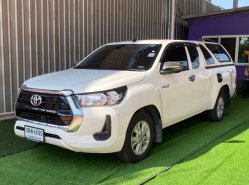  Toyota Hilux Revo 2.4 Z-Edition Mid  AT 2021